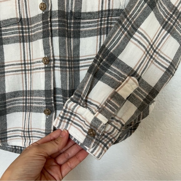 2/$30 Girls Shacket hoodie by Bixby Nomad.  Size M - Picture 4 of 10